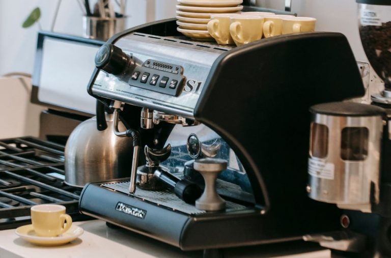 Как часто нужно менять фильтр для кофемашины?